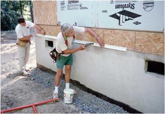 STEP 5 INSTALL THE STARTER STRIPS AND THE TRIM FOR VINYL SIDING